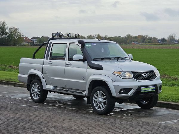 UAZ - Patriot Pick up