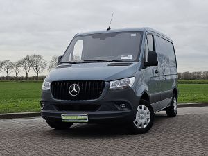 MERCEDES-BENZ - SPRINTER 211