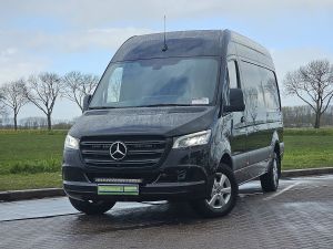 MERCEDES-BENZ - SPRINTER 319