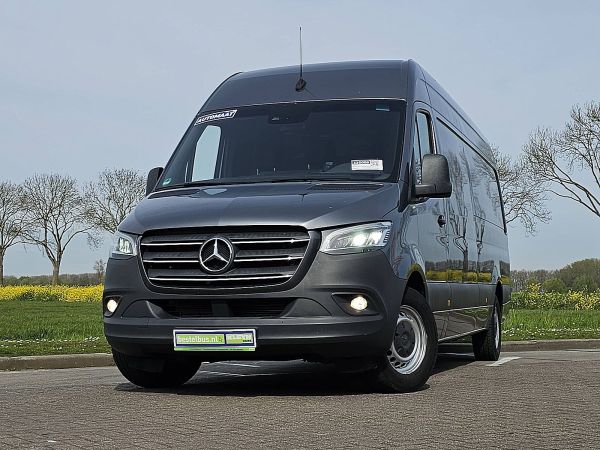 MERCEDES-BENZ - SPRINTER 319
