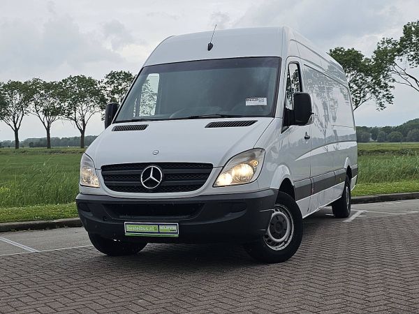 MERCEDES-BENZ - SPRINTER 313