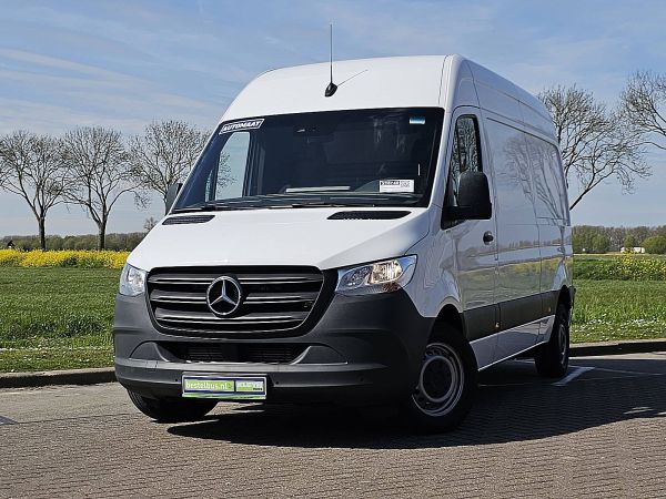 MERCEDES-BENZ - SPRINTER 214