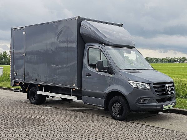 MERCEDES-BENZ - SPRINTER 515