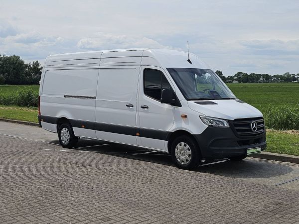 MERCEDES-BENZ - SPRINTER 317