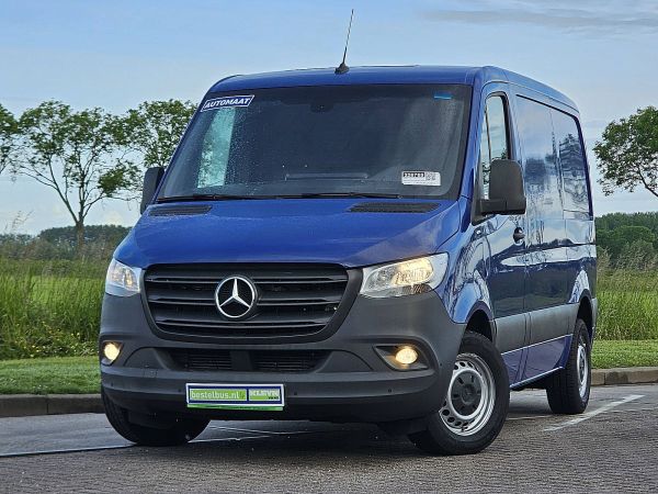 MERCEDES-BENZ - SPRINTER 214
