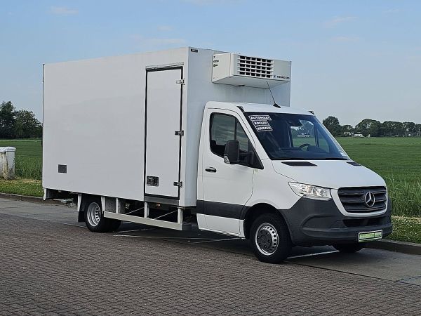 MERCEDES-BENZ - SPRINTER 516