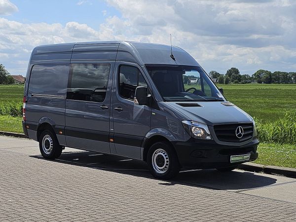 MERCEDES-BENZ - SPRINTER 319