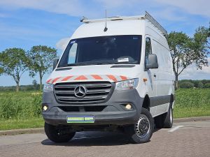 MERCEDES-BENZ - SPRINTER 516