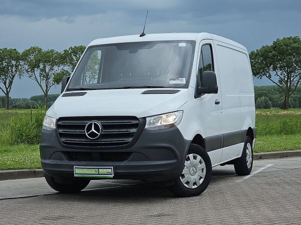 MERCEDES-BENZ - SPRINTER 211