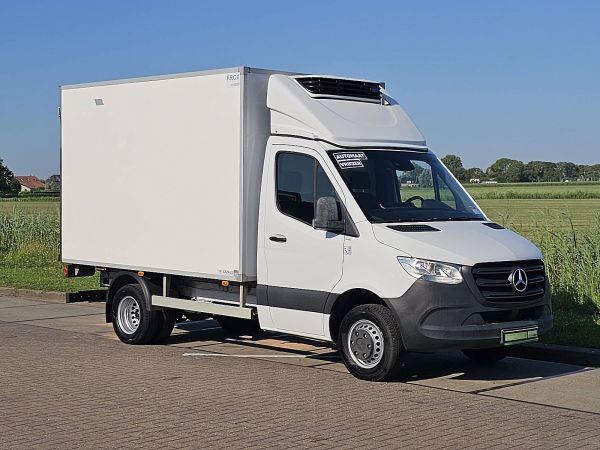 MERCEDES-BENZ - SPRINTER 516