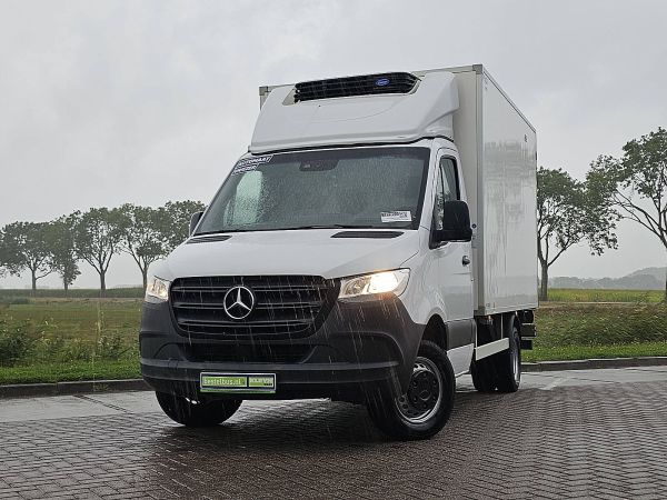 MERCEDES-BENZ - SPRINTER 516