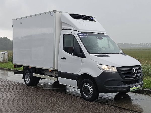 MERCEDES-BENZ - SPRINTER 516