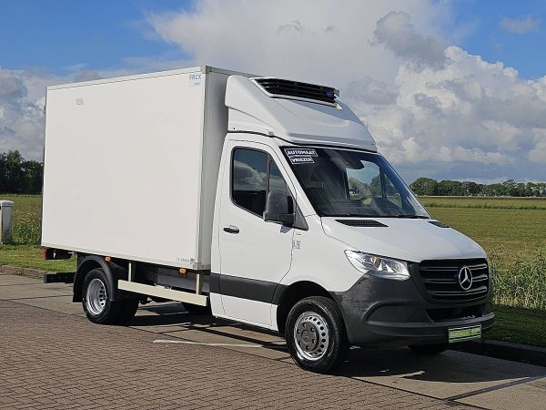 MERCEDES-BENZ - SPRINTER 516