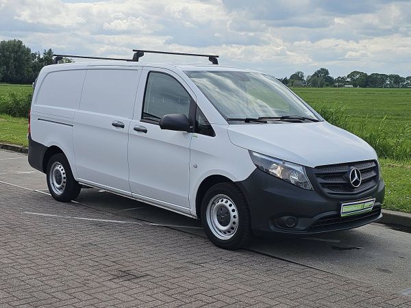MERCEDES-BENZ - VITO 111