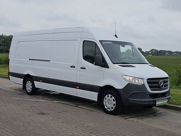 MERCEDES-BENZ - SPRINTER 311