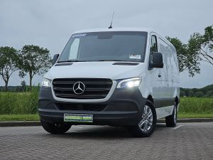 MERCEDES-BENZ - SPRINTER 319