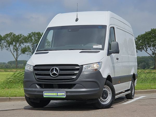 MERCEDES-BENZ - SPRINTER 311