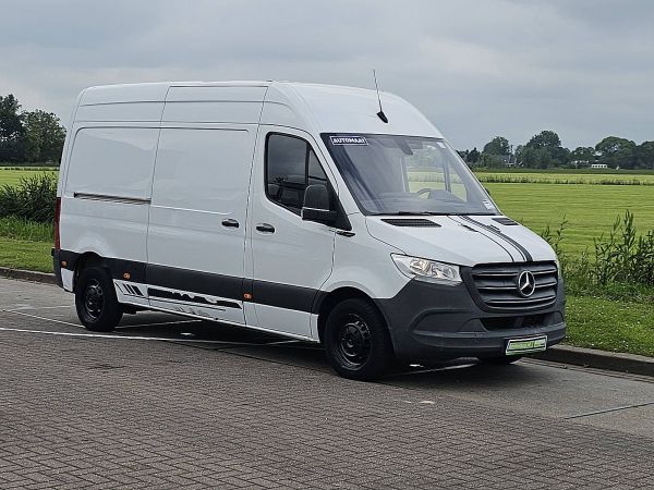 MERCEDES-BENZ - SPRINTER