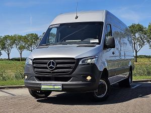 MERCEDES-BENZ - SPRINTER 519