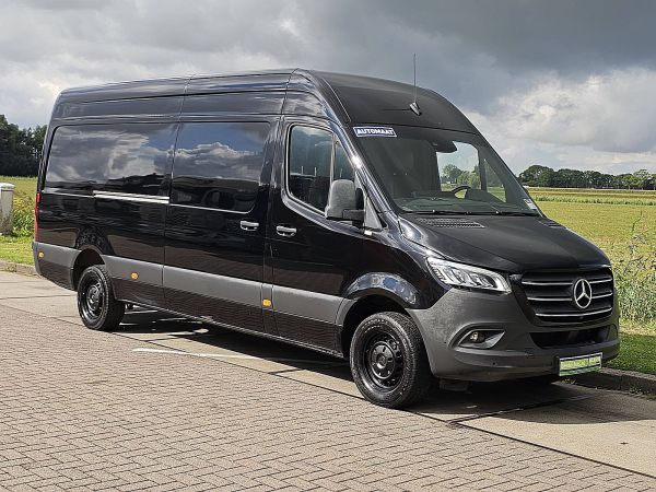 MERCEDES-BENZ - SPRINTER 319