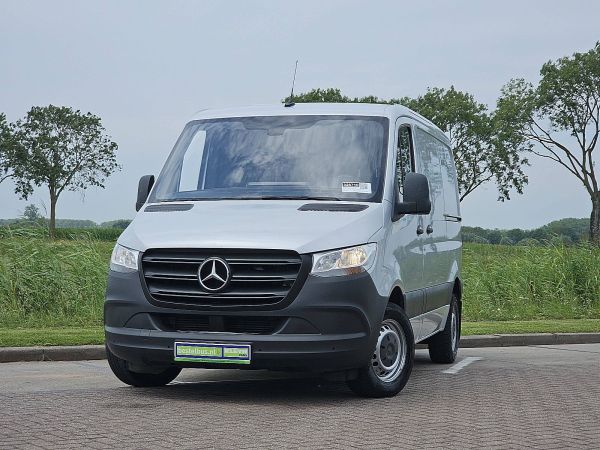 MERCEDES-BENZ - SPRINTER 311
