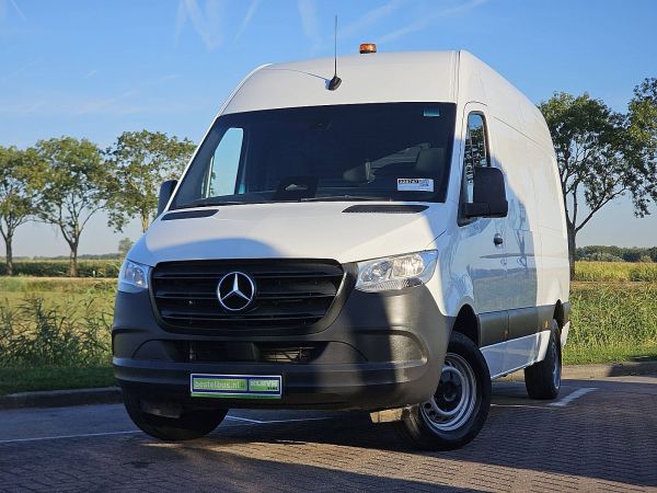 MERCEDES-BENZ - SPRINTER 311