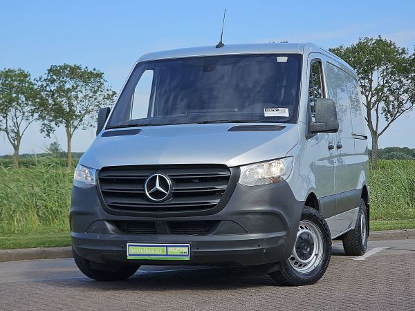MERCEDES-BENZ - SPRINTER 311
