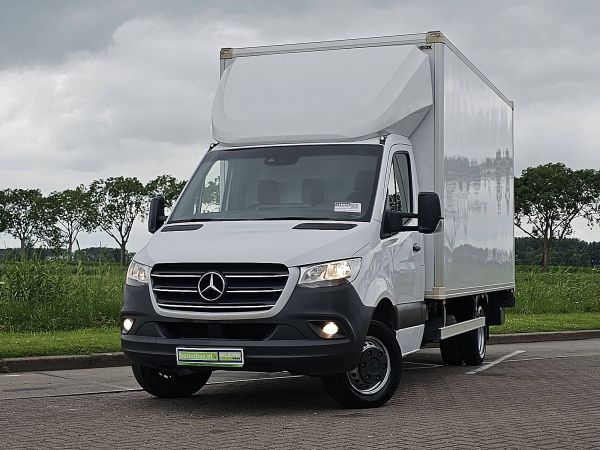 MERCEDES-BENZ - SPRINTER 516