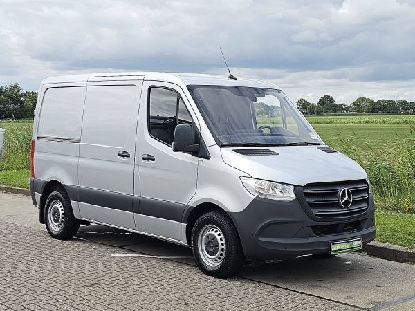 MERCEDES-BENZ - SPRINTER 311