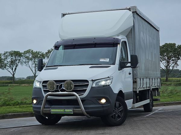 MERCEDES-BENZ - SPRINTER 319