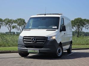 MERCEDES-BENZ - SPRINTER 211