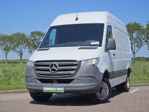 MERCEDES-BENZ - SPRINTER 516