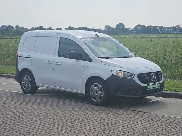 MERCEDES-BENZ - ECITAN