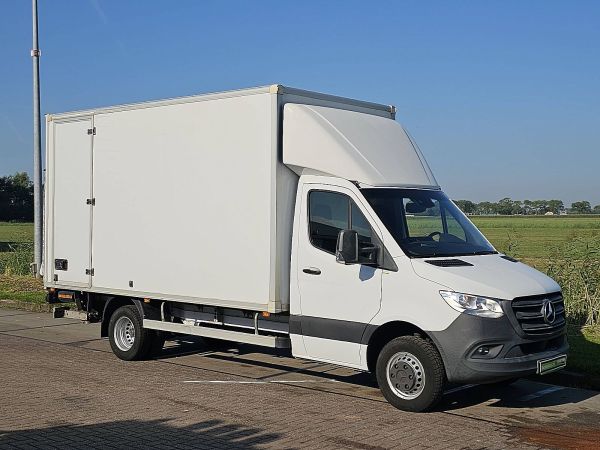 MERCEDES-BENZ - SPRINTER 516