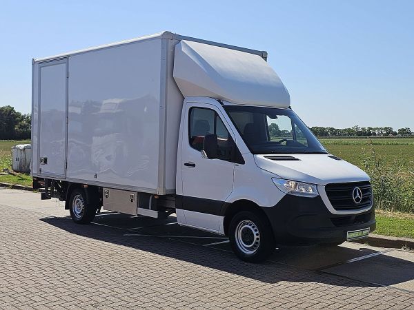 MERCEDES-BENZ - SPRINTER 311