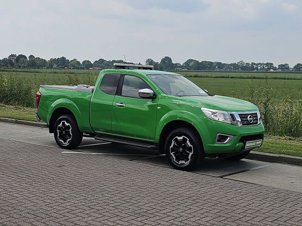 NISSAN - NAVARA