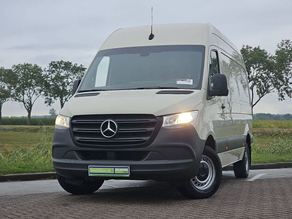MERCEDES-BENZ - SPRINTER 311