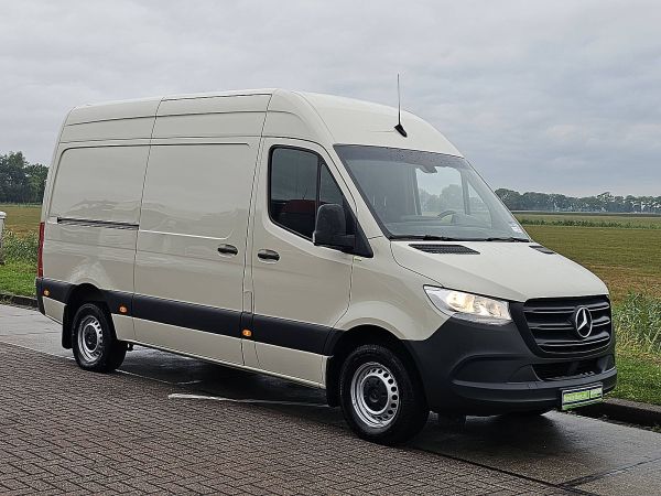 MERCEDES-BENZ - SPRINTER 311