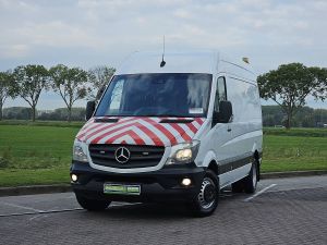 MERCEDES-BENZ - SPRINTER 519