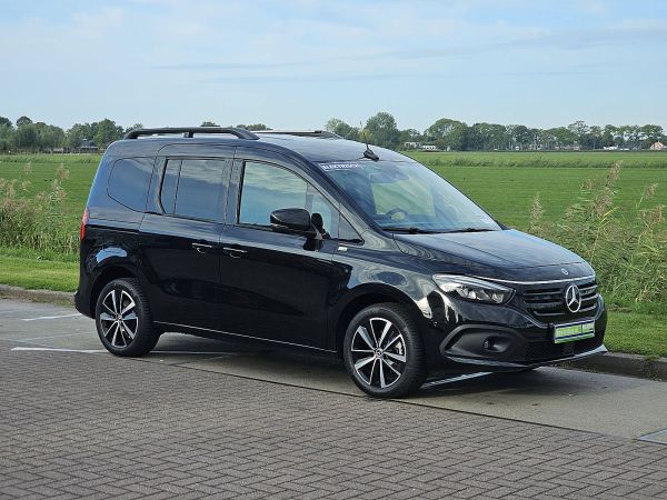 MERCEDES-BENZ - EQT