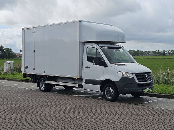 MERCEDES-BENZ - SPRINTER 516