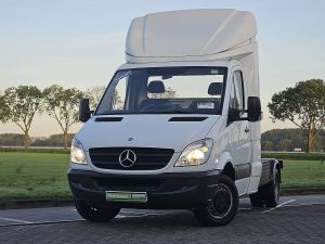 MERCEDES-BENZ - SPRINTER 519