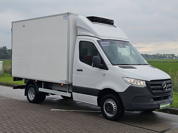 MERCEDES-BENZ - SPRINTER 516