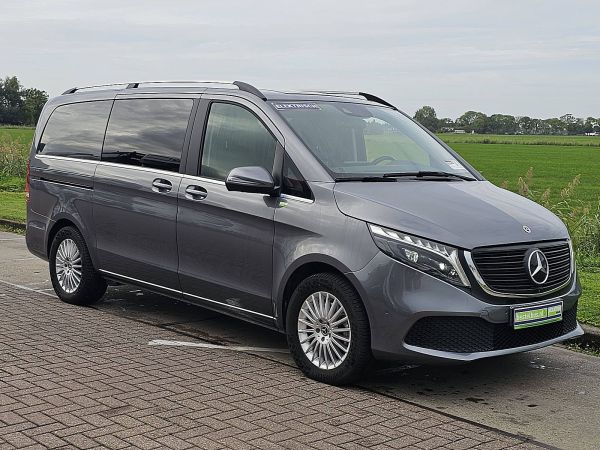 MERCEDES-BENZ - EQV 300