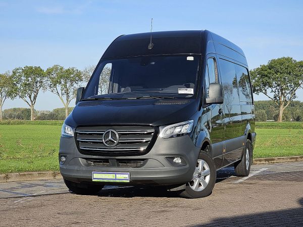 MERCEDES-BENZ - SPRINTER 319