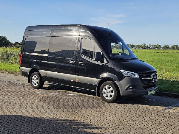 MERCEDES-BENZ - SPRINTER 319