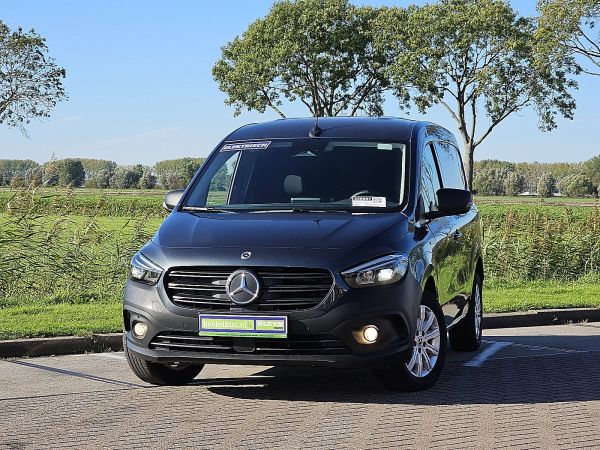 MERCEDES-BENZ - ECITAN