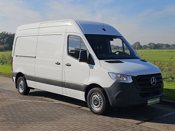 MERCEDES-BENZ - SPRINTER 311