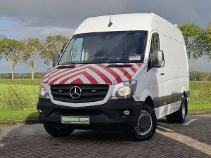 MERCEDES-BENZ - SPRINTER 519