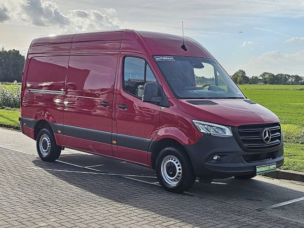 MERCEDES-BENZ - SPRINTER 319